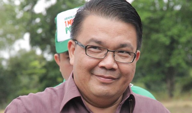 Gubernur OD Resmikan Jalan dan Jembatan di Kecamatan Tombulu